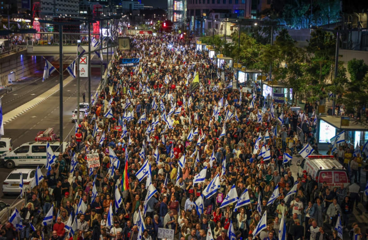 familiile ostaticilor şi-au strigat durerea în timp ce premierul Netanyahu îşi ţinea discursul în Congresul SUA