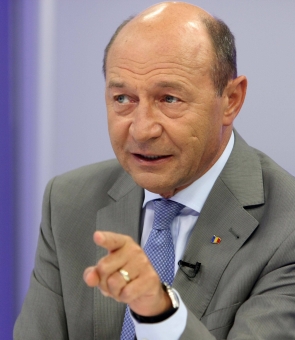 Traian Basescu 