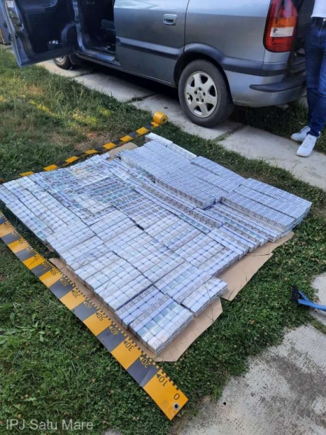 Trei bărbaţi reţinuţi pentru contrabandă cu ţigări, după nouă percheziţii