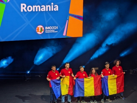 FOTO România a obținut o medalie de aur, patru de argint și o una de bronz la Olimpiada de Matematică