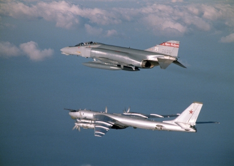 Motive de îngrijorare pentru NATO: Americanii au interceptat bombardiere rusești și chineze care operau împreună