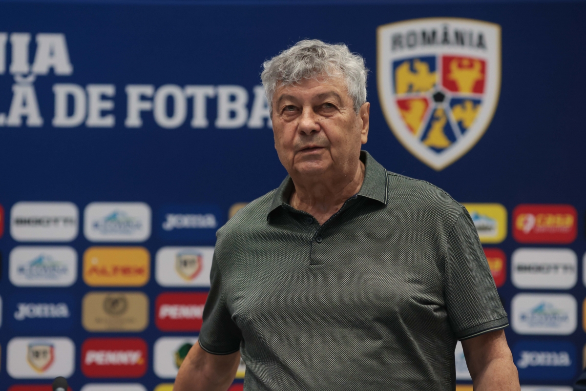 Mircea Lucescu, reacție după partida câștigată în fața naționalei Lituaniei / Critici privind calitatea gazonului de pe Stadionul Steaua