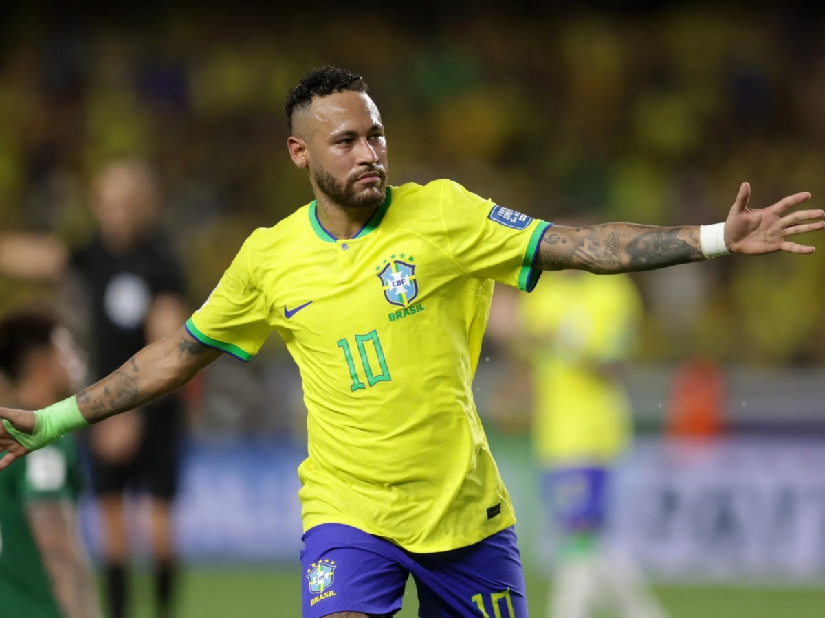 Neymar revine pe teren după 369 de zile de absență