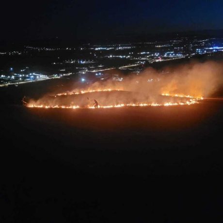 Incendiu de vegetație la ieșirea din Alba spre Teiuș