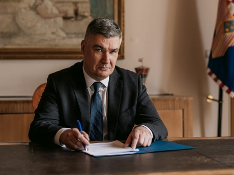 Milanovic, pe cale să câștige alegerile prezidențiale din Croația, potrivit unui exit poll