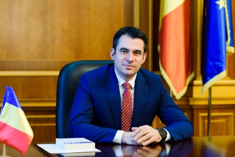 Pălărie (USR): Prioritatea zero este asumarea Guvernului pe Pachetul 2 de măsuri