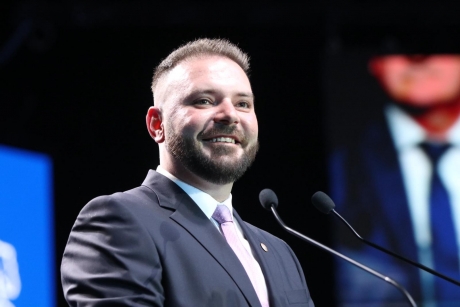 Vlad Popescu Piedone, mesaj pentru reprezentanții Primăriei Capitalei: 'Sper să nu se mai afunde în birocrație şi să semneze documentele '