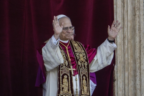 Papa Leon oficiază prima liturghie