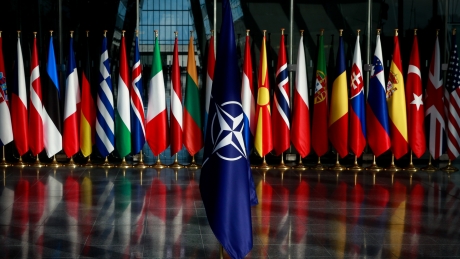 Reuniunea NATO din Turcia: replici calomioase între miniştrii de externe ai Ungariei şi Poloniei