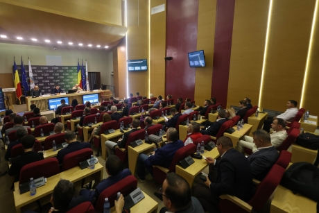 Consilierii generali discută, miercuri, despre modernizarea depourilor de tramvaie şi proiecte pentru consolidarea seismică