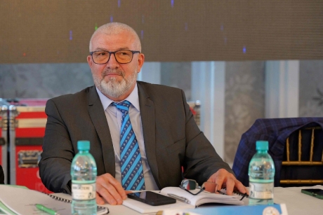 Florin Bercean a cusut salteaua pe care s-au pregătit fetele pentru Jocurile Olimpice
