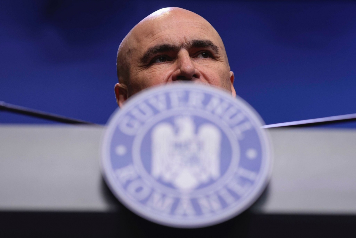 Premierul Ilie Bolojan și ministrul Justiţiei anunță creșterea vârstei de pensionare a magistraţilor