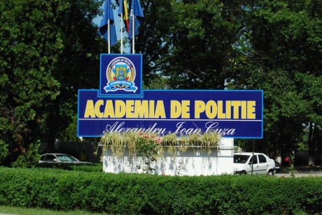 Au început înscrierile pentru concursul de admitere la Academia de Poliţie 