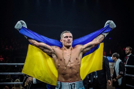 Campionul mondial la box Oleksandr Usyk l-a invitat pe Trump la Kiev: 