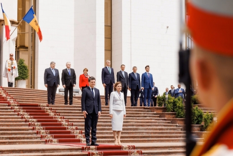 Europarlamentarul Eugen Tomac, parte a delegației oficiale ce îl însoțește pe președintele Nicușor Dan în vizita în R. Moldova