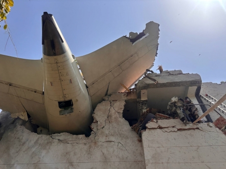 VIDEO Atenție, imagini cu puternic impact emoțional! Un pasager a filmat ultimele momente din avionul care s-a prăbușit în India