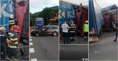 FOTO Coșmar rutier pe Valea Oltului: circulația, blocată pe ambele sensuri, după un accident cu două TIR-uri și un autoturism