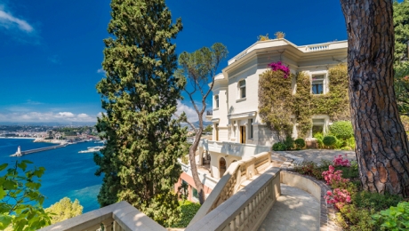 Casa legendarului Sean Connery din Nisa, scoasă la vânzare pentru 23,5 milioane de euro