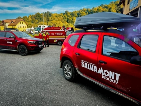 Intervenţii de urgenţă a salvatorilor montani pe un traseu din Bucegi și Făgăraș: doi turiști au au nevoie de ajutor