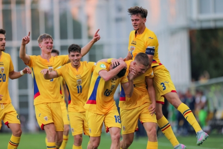 România U19 a intrat în luptă pentru finală! Semifinala cu Olanda a început
