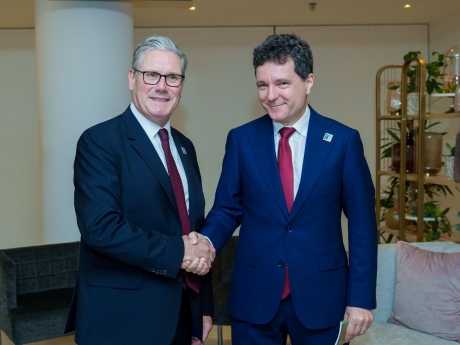 Nicușor Dan s-a întâlnit cu premierul britanic Keir Starmer - Discuții cu impact major la Summit-ul NATO