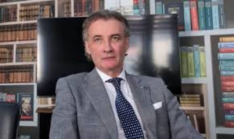 Directorul de la stat care nu făcea nimic, dar lua 12.000 lei lunar a fost demis. Reacția lui: Dumnezeule, nu stau degeaba. Analizez contracte de pază