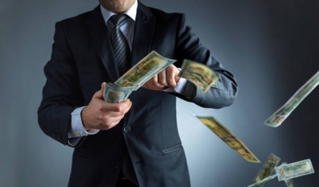 New York ar putea taxa miliardarii. Candidatul surpriză la funcția de primar cere reguli dure pentru bogați: 'E timpul să plătească'