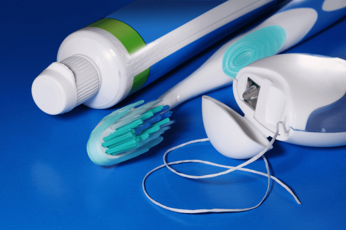 Cum convingem copiii s&#259; nu renun&#355;e la igiena dentar&#259; &icirc;n vacan&#355;&#259;