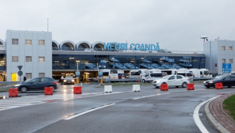 Scandal pe Henri Coandă: Poliția a deschis rapid anchetă, după ce o cetățeană străină a fost agresată sexual în avion