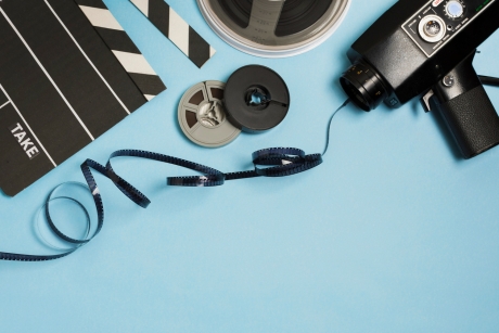 FOTO Primele imagini din 'Is This Thing On?', noul film al lui Bradley Cooper