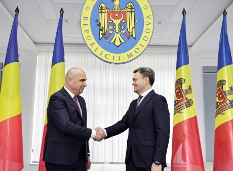 VIDEO Ilie Bolojan prezintă avantajele UE premierului Republicii Moldova: România a primit 100 de miliarde și a contribuit cu 32 miliarde de euro