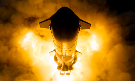 Elon Musk, în fața pariului suprem: mega-racheta Starship revine pe rampa de lansare, după o serie nefastă de teste marcate de explozii