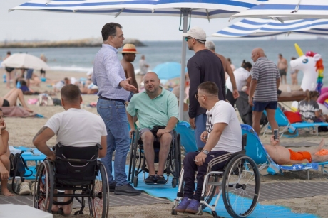 Marea e pentru toți: plajele de pe litoralul românesc, accesibile persoanelor cu dizabilități