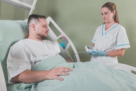 Focar de salmonella peste ocean? Aproape 100 de persoane s-au îmbolnăvit