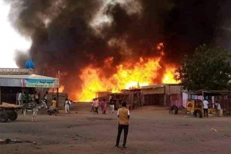 Baraj intens de artilerie al forţelor RSF asupra oraşului Al Fashir din regiunea sudaneză Darfur