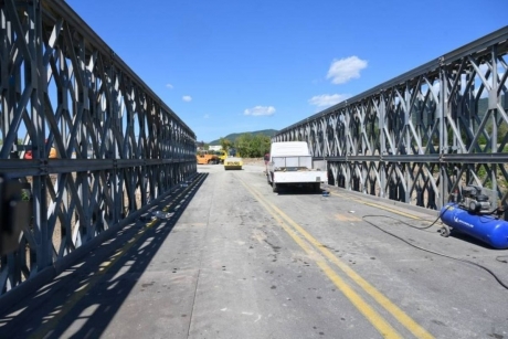 Pod provizoriu deschis pe centura ocolitoare din Baia Mare, după surparea celui vechi — În zonă se circulă cu restricții