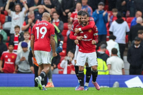 Manchester United obține o victorie cu Burnley, după un meci cu adevărat nebun